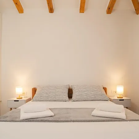 Holiday home Kuca Mare Tisno