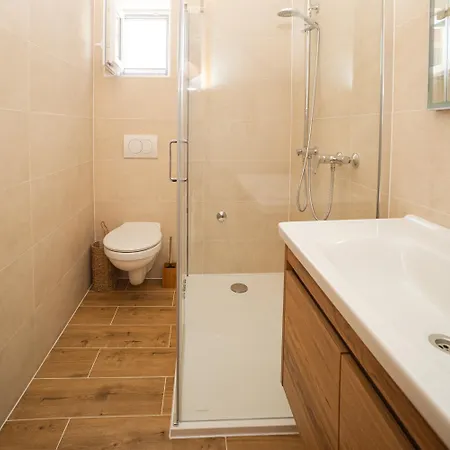 Holiday home Kuca Mare Tisno